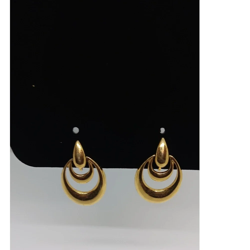 Napier Womens Gold Tone Oval Hoop Ear Screws Clip On Earrings Vintage Multi Tier